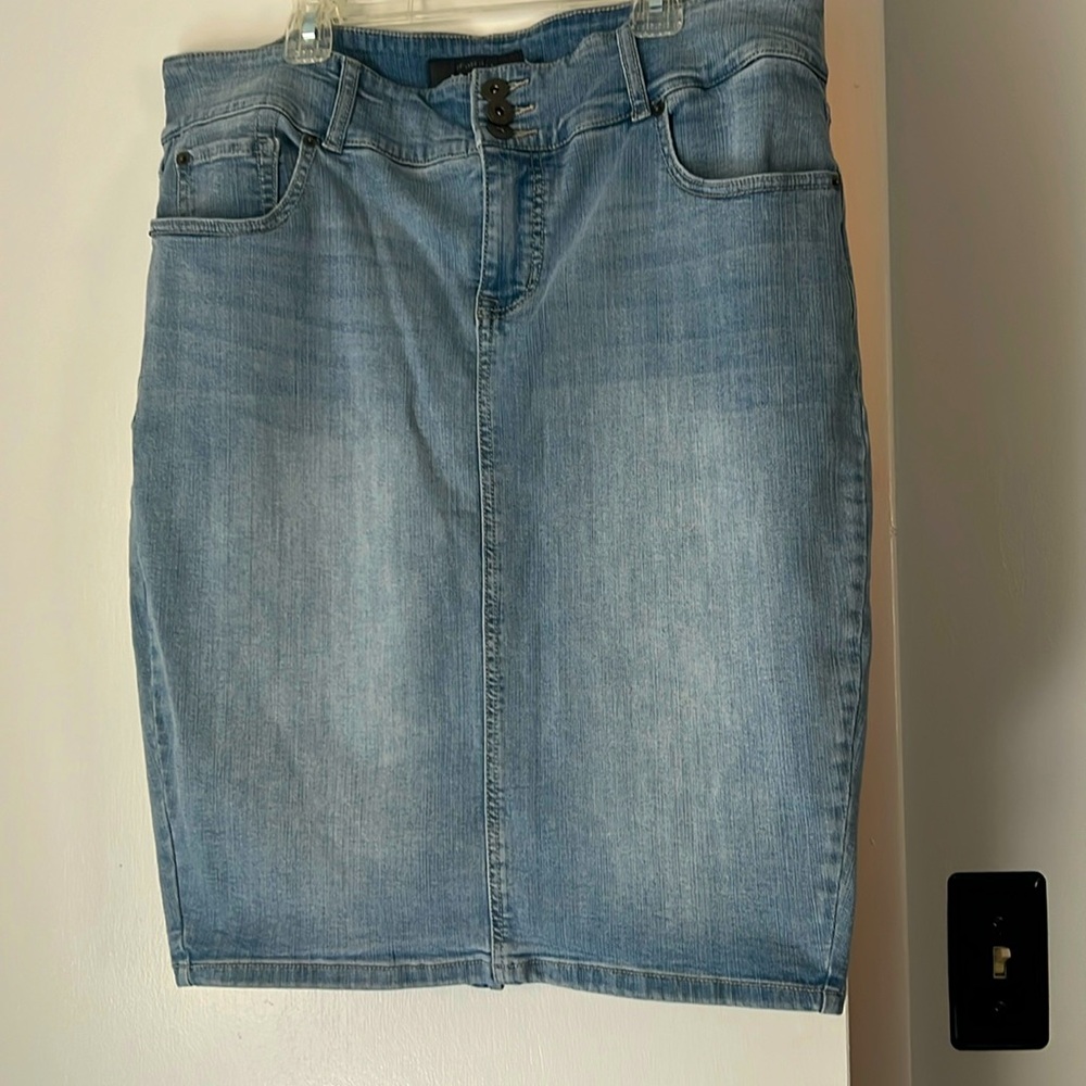Super stretchy blue denim skirt from Torrid.